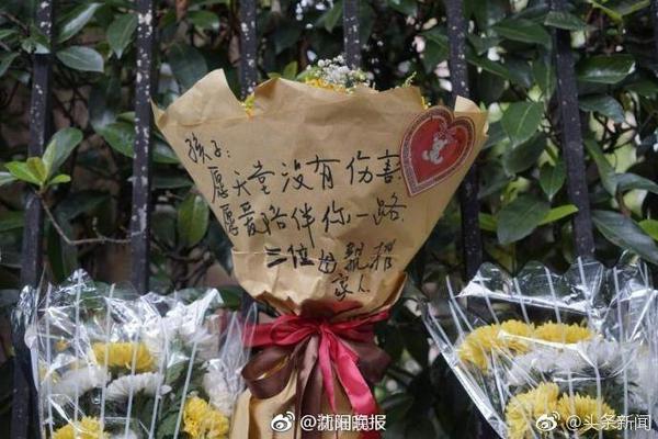 洛博特卡：德布劳内会让球队更上一层楼 三年2冠后要努力再次夺冠